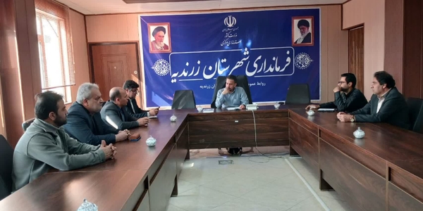 انتقال زیرساخت‌های مخابراتی در جلسه شورای حفاری زرندیه بررسی شد