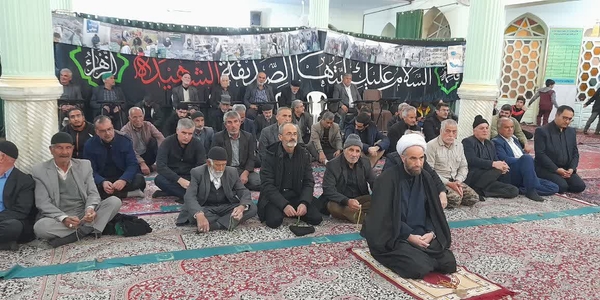 🔘 حضور فرماندار شهرستان خنداب در محفل انس با قرآن در مسجد صاحب‌الزمان(عج)