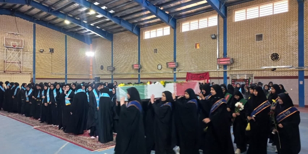 استقبال پرشور دانش آموزان خنداب از شهید گمنام