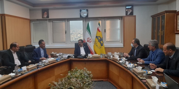 نشست فرماندار و نماینده مردم خمین در مجلس با مدیر عامل شرکت ملی گاز ایران برگزار شد