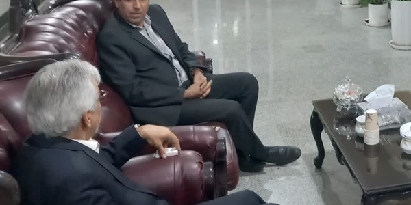 گزارش دیدار و گفت‌وگوی مدیران ادارات زرندیه با فرماندار شهرستان