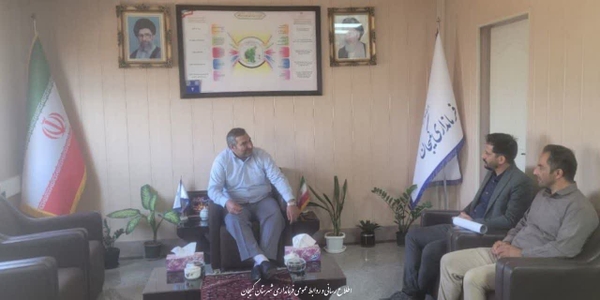 نشست فرماندار شهرستان کمیجان با مدیر منابع طبیعی و آبخیزداری شهرستان