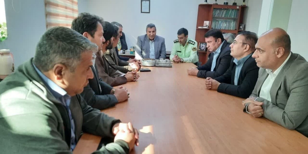 🔻دیدار فرماندار شهرستان کمیجان با فرمانده جدید انتظامی شهرستان