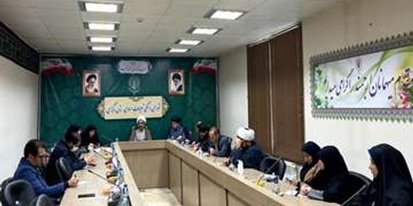 جلسه برنامه ریزی و هماهنگی هفته بزرگداشت مقام زن و روز مادر، در محل سالن جلسات شورای هماهنگی تبلیغات اسلامی به ریاست حجت الاسلام والمسلمین گودرزی رئیس شورای هماهنگی تبلیغات اسلامی استان مرکزی و باحضور سرکار خانم مفتح زاده مدیرکل دفتر خانواده و بانوان استانداری مرکزی و جمعی از مسئولین برگزار شد.