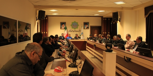 تأکید معاون سیاسی، امنیتی و اجتماعی استاندار مرکزی بر هوشیاری و آمادگی دستگاه‌ها برای پیشگیری از شیوع آنفلوآنزای پرندگان