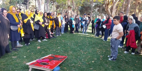 برگزاری نخستین جشنواره ورزشی زوجین محلاتی در بوستان سلامت