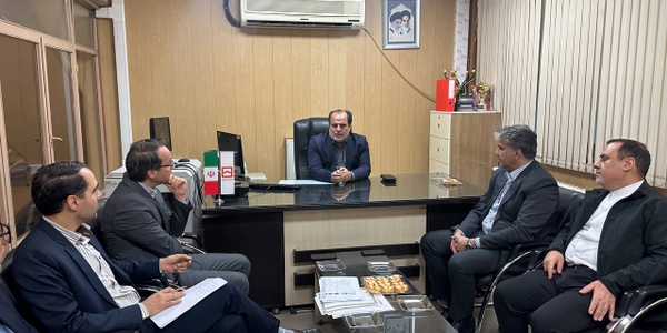 نشست فرماندار ویژه ساوه با مدیرعامل استان و مدیران شعب بانک مسکن شهرستان