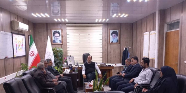 نشست فرماندار و رئیس هیات نظارت بر انتخابات شهرستان خمین برگزار شد