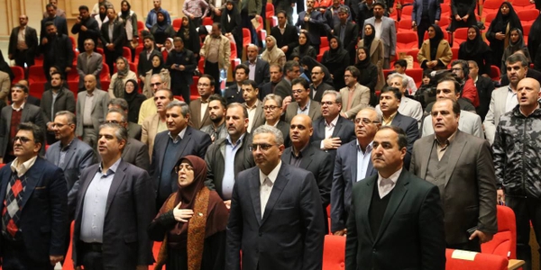 مراسم همایش معرفی و تجلیل از پژوهشگران و فناوران برتر استان مرکزی برگزار شد