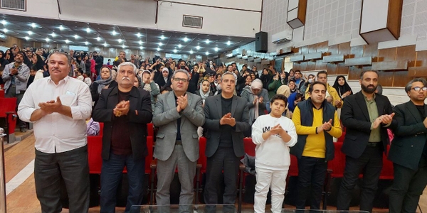 جشن بزرگ طلایه‌داران شکوه ایران‌زمین در محلات برگزار شد.