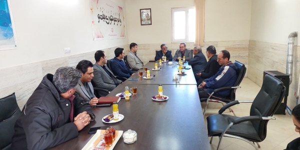 جلسه هم‌اندیشی برای بررسی و حل مسائل روستای محمدآباد برگزار شد