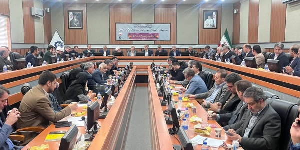 🔻برگزاری همایش فرمانداران و شهرداران استان مرکزی به ریاست دکتر زندیه وکیلی استاندار مرکزی