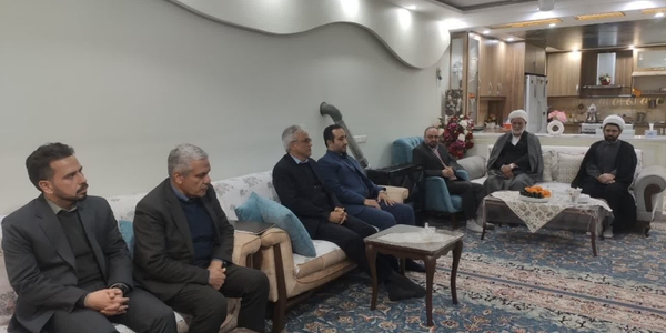 دیدار دادستان دادسرای انتظامی قضات با خانواده شهیدان احمدیان