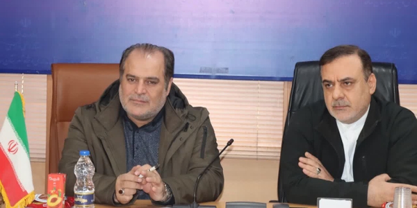 گزارش تصویری از  نشست دکتر سید مهدی حسینی معاون استاندار و فرماندار ویژه شهرستان ساوه با کسبه و بازاریان