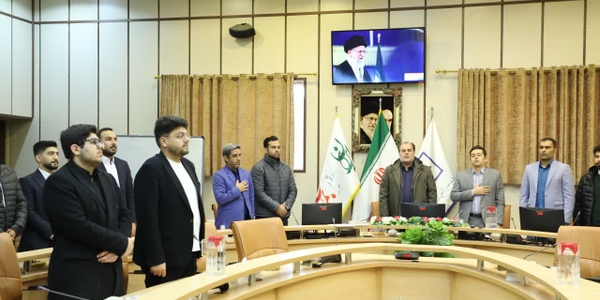 گزارش تصویری از نشست جمعی از جوانان با دکتر سید مهدی حسینی معاون استاندار و فرماندار ویژه شهرستان ساوه به مناسبت روز جوان