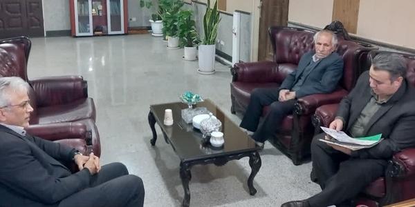 نشست مدیرعامل و رئیس هیأت‌مدیره تعاونی روستایی زرندیه با فرماندار