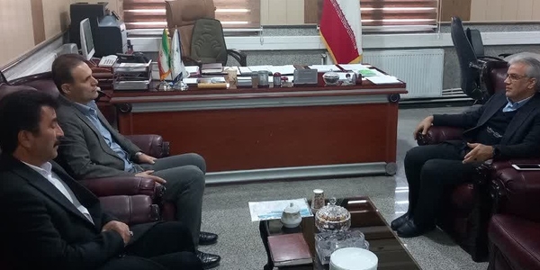 دیدار شهردار و رئیس شورای اسلامی زاویه با فرماندار شهرستان زرندیه