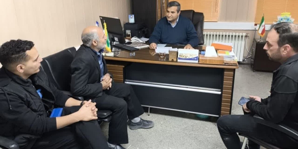 🔻دیدار نمایندگان آژانس‌ها و خودروهای مسافربری درون‌شهری با فرماندار شهرستان کمیجان