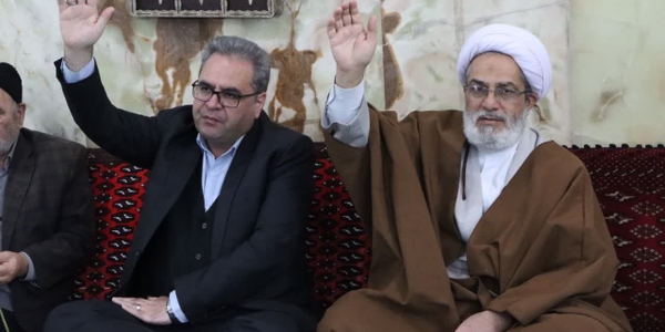 به مناسبت ایام‌الله دهه فجر، جشن انقلاب با حضور گسترده مردم و مسئولان در مسجد جامع محلات سفلی برگزار شد.