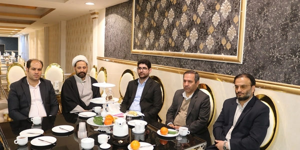 گردهمایی خیرین انجمن حمایت از خانواده زندانیان خمین برگزار شد