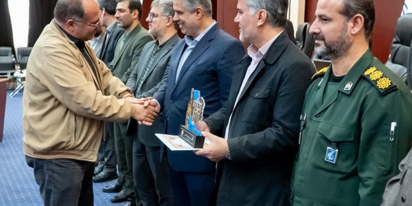 برادر ارجمند جناب آقای علی فرقانی
خبرنگار خبرگزاری ایسنا در شهرستان ساوه