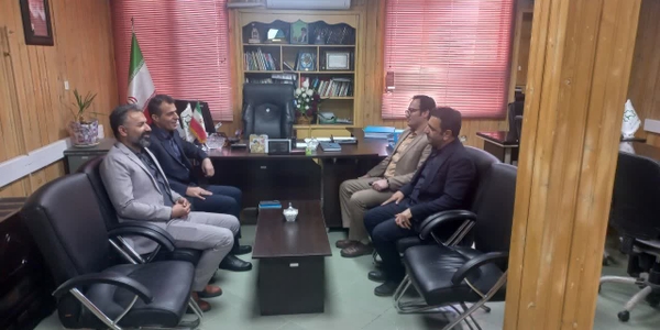 📌بازدید میرزایی ملکیان سرپرست دفتر امور سیاسی، انتخابات و تقسیمات کشوری و باحضور گلشن فرماندار شهرستان دلیجان از ثبت نام داوطلبان شوراهای اسلامی روستایی در محل بخشداری مرکزی دلیجان