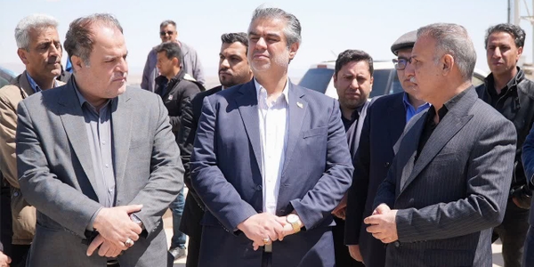 استاندار مرکزی عنوان کرد:
تکمیل انتقال آب سد کوچری راهکار اصلی عبور از تنش آبی ساوه