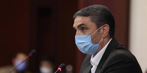 تقدیر استاندار مرکزی از مدیر کل روابط عمومی استانداری