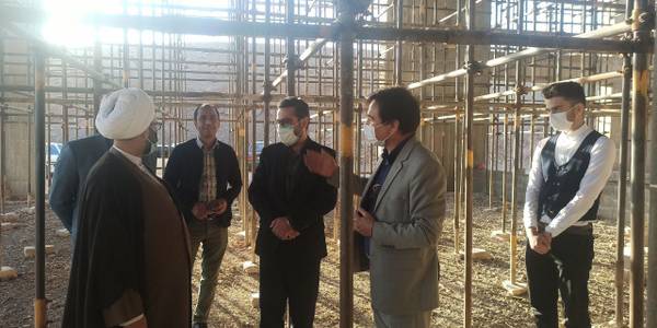 بازدید ناظری فرماندار شهرستان محلات به همراه حجت الاسلام والمسلمین دکتر سلیمی نماینده مردم شریف محلات و دلیجان در مجلس شورای اسلامی از پروژه هتل آقای امیری