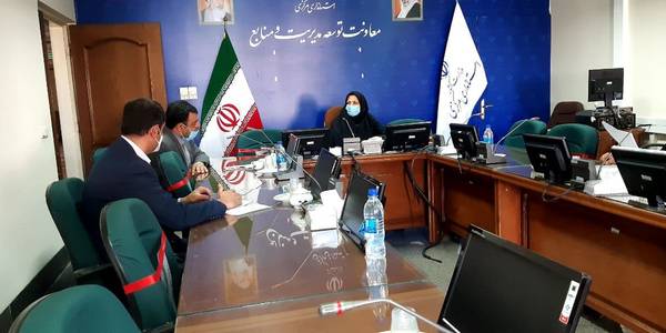 جلسه بررسی قراردادهای استانداری مرکزی