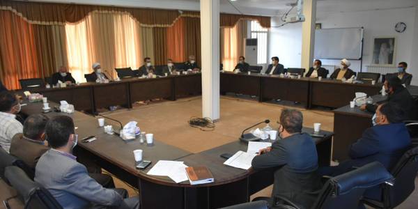 جلسه شورای فرهنگ عمومی شهرستان محلات مشترک با ستاد گرامیداشت ۱۳ آبان در دفتر امام جمعه محترم شهر محلات برگزار گردید.