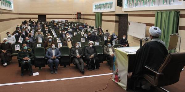 شرکت ناظری فرماندار و معاونین فرمانداری در جلسه آغاز دوره دوم درس نهج البلاغه امام جمعه محترم در سالن شهید سلیمانی سپاه ناحیه شهرستان محلات
