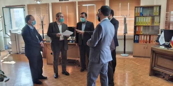 دیدار استاندار مرکزی با کارکنان استانداری