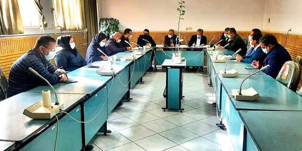 جلسه ستاد پیشگیری ، هماهنگی و فرماندهی عملیات پاسخ به بحران شهرستان زرندیه ، با دستور کار پیشگیری از شیوع آنفولانزای فوق حاد پرندگان و طاعون نشخوار کنندگان در دامهای سبک