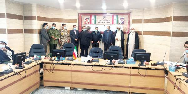 در حاشیه برگزاری جلسه شورای اداری:
آئین تقدیر از دستگاه های برتر و تلاشگر در حوزه برگزاری هفته دفاع مقدس در شهرستان زرندیه برگزار شد .