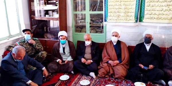 بازدید حجت الاسلام والمسلمین روحانی نژاد نماینده مقام معظم رهبری در بنیاد مسکن انقلاب اسلامی کشور ، مهندس سلیمانی فرماندار شهرستان زرندیه ، مهندس رضا فرح مدیر کل بنیاد مسکن انقلاب اسلامی استان مرکزی