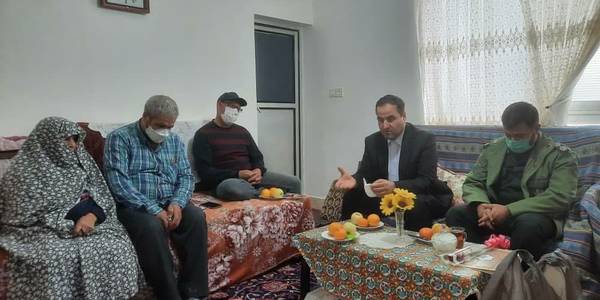 دیدار با خانواده شهید حسین درودیان