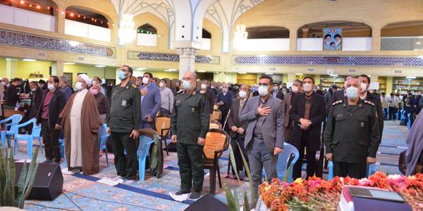 اولین اجلاسیه شهدای مداح استان مرکزی و تجلیل از پیر غلامان حسینی با حضور ناظری فرماندار شهرستان محلات برگزار شد.