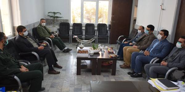 دیدار ناظری فرماندار شهرستان محلات با سرهنگ رضایی فرمانده ناحیه مقاومت بسیج محلات به مناسبت فرا رسیدن هفته مبارک بسیج