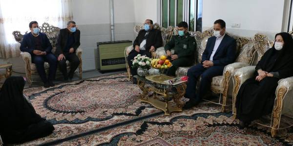 دیدار  با خانواده شهدا