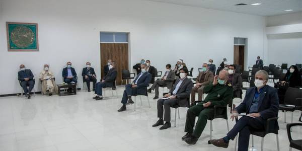 📌نشست شوراي فرهنگ عمومي استان مركزي با حضور نماينده ولي فقيه در استان و امام جمعه اراك،استاندار ، معاون سياسي،امنيتي و اجتماعي استاندار،دادستان مركز استان،فرمانده سپاه روح اله،مديران و مسئولين مربوطه برگزار شد.