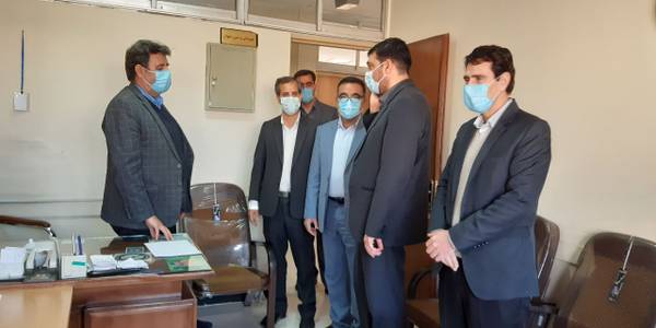 بازدید سرپرست فرمانداری شهرستان اراک از دفاتر کارشناسان فرمانداری
