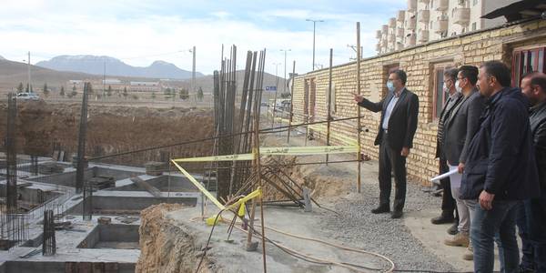 فرماندار از پروژه احداث طرح اقدام ملی مسکن در شهر خمین بازدید کرد