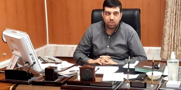 سرپرست فرمانداری اراک گفت: به منظور پیگیری تامین سوخت گاز نیروگاه امشب استاندار مرکزی با وزیر نفت دیدار و گفت‌وگو خواهد کرد