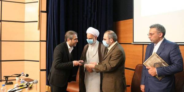 هدف‌گذاری رشد اقتصادی هفت و دو دهم درصدی برای سال آینده در استان مرکزی- نقش ویژه شهرستان ساوه در رشد اقتصادی استان-ادارات شهرستانی تسهیل‌گر امور مردم باشند