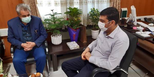 سرپرست سازمان جهاد کشاورزی استان بهمراه رییس جهادکشاورزی شهرستان باحضور در فرمانداری با مهندس هادی سرپرست فرمانداری شهرستان دیدار و گفتگو داشتند