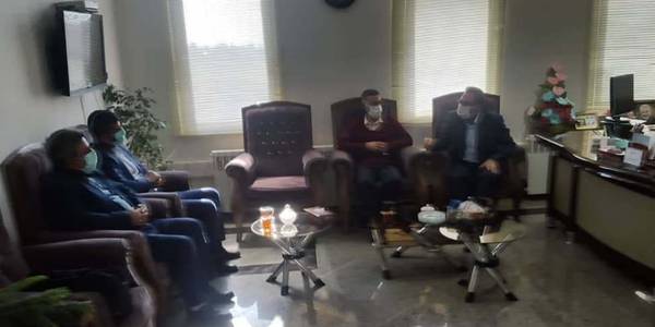 برخی از مسائل ومشکلات حوزه اداری ومالی فرمانداری وبخشدایها بررسی شد