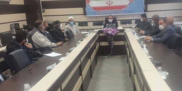 نشست فرماندار شهرستان خنداب با هیات امناء امامزاده محمد مسعود(ع) شهر خنداب