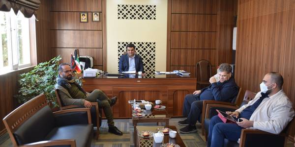 جلسه هماهنگی با کارگردانان و تهیه کننده مجموعه تلویزیونی به ریاست فیروزی معاون برنامه ریزی و هماهنگی امور عمرانی فرمانداری برگزار گردید.