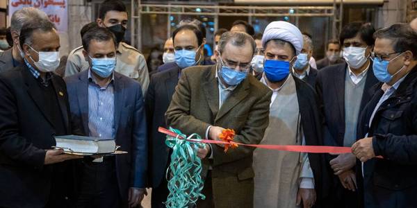 📌چهاردهمین نمایشگاه تخصصی نهاده ها، ماشین آلات و ادوات کشاورزی همزمان با چهاردهمین نمایشگاه تخصصی دام،طیور،شیلات،آبزیان و صنایع وابسته با حضور، استاندار مرکزي،معاونين استاندار و مسئولين مربوطه در اراك به بهره برداري رسيد.

@behrouz_akrami